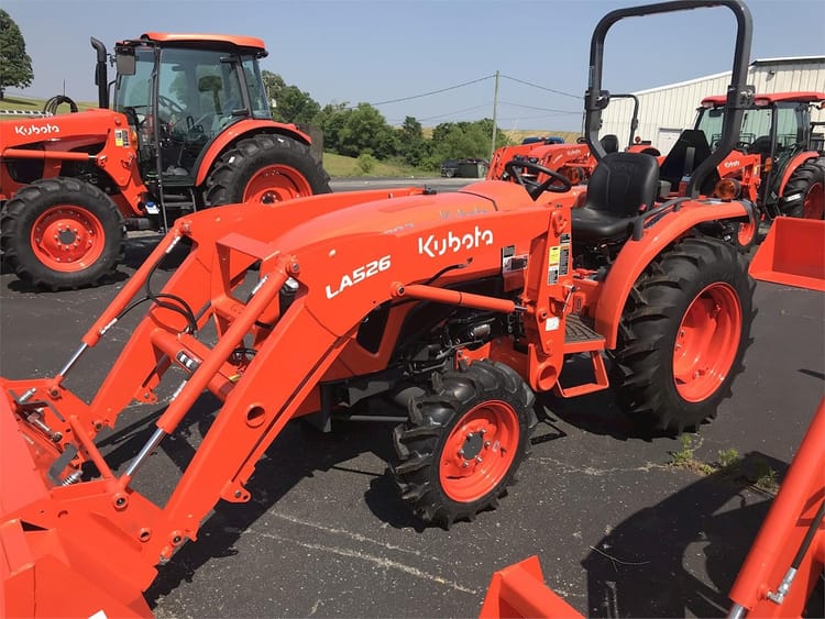 New Kubota L3302HST