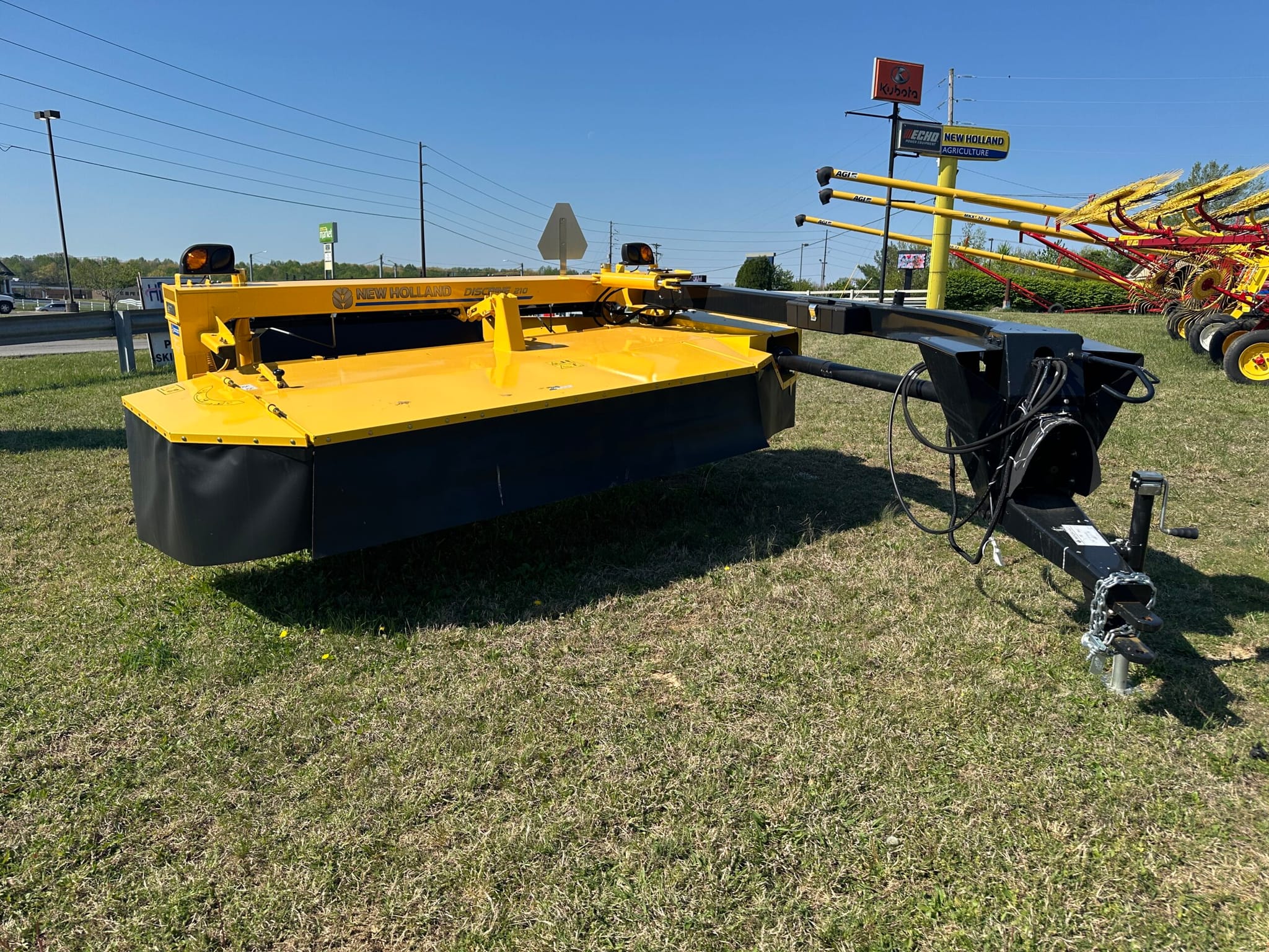 New New Holland 210F