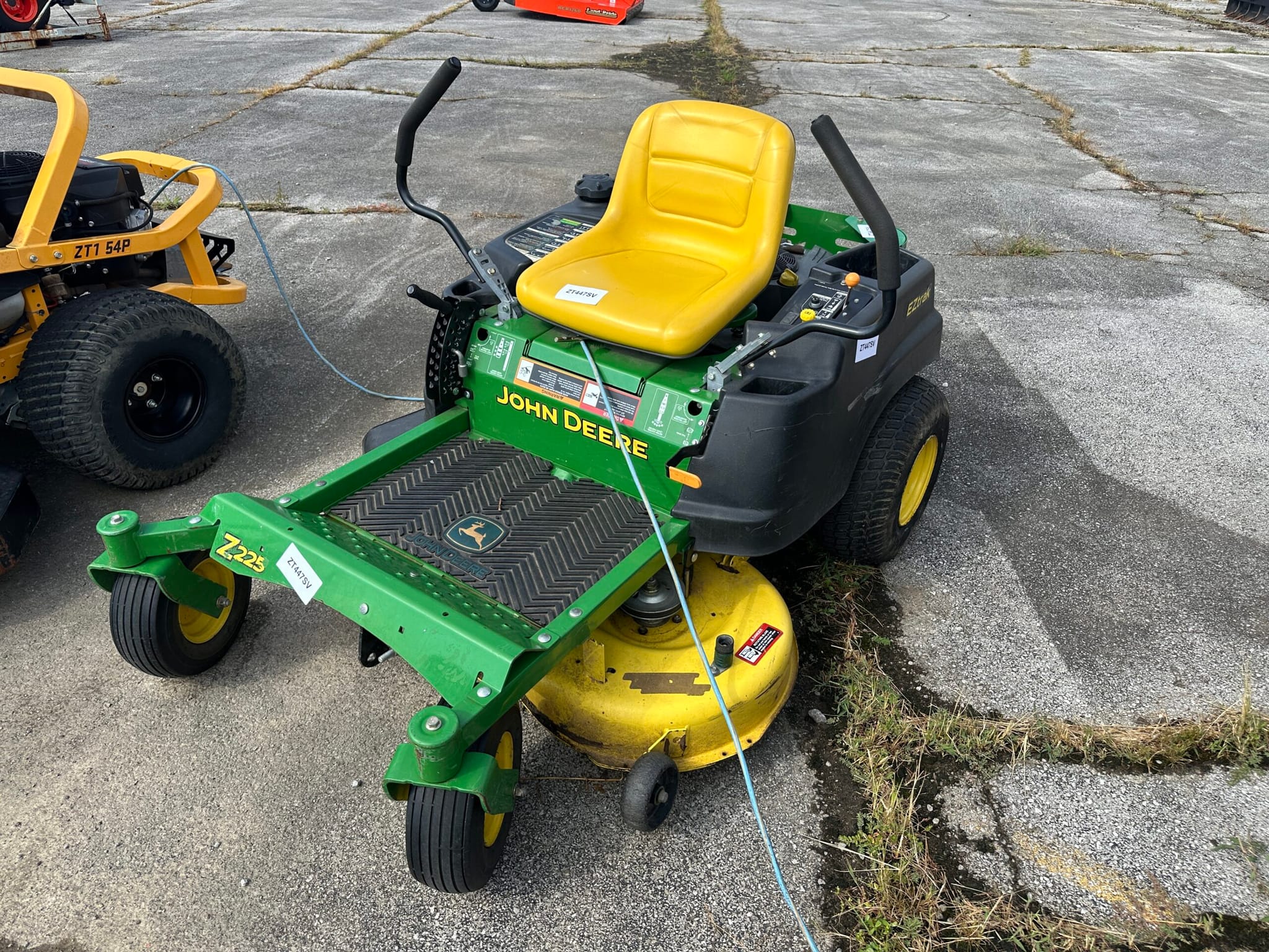 John Deere Z225 – ZT447SV