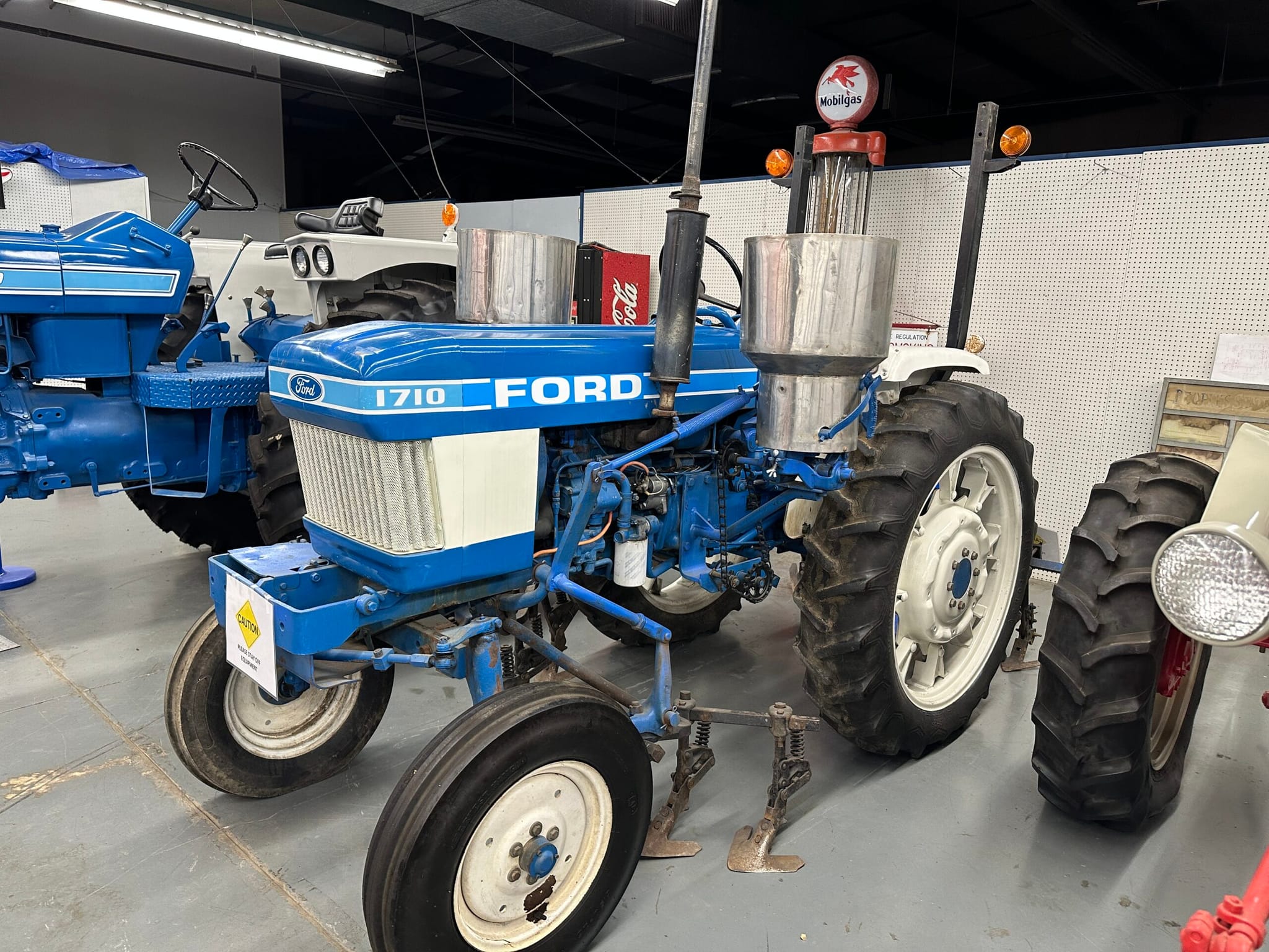 1983 Ford 1710 – SV53