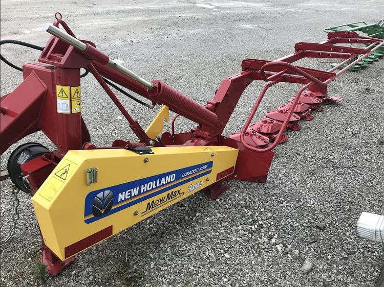 New Holland 109M