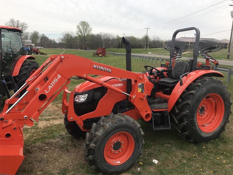 New Kubota M7060HD12